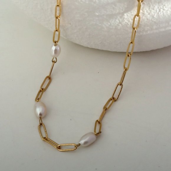 YORK 2235 Fresh Water Pearl Necklace - Picture 6 of 6